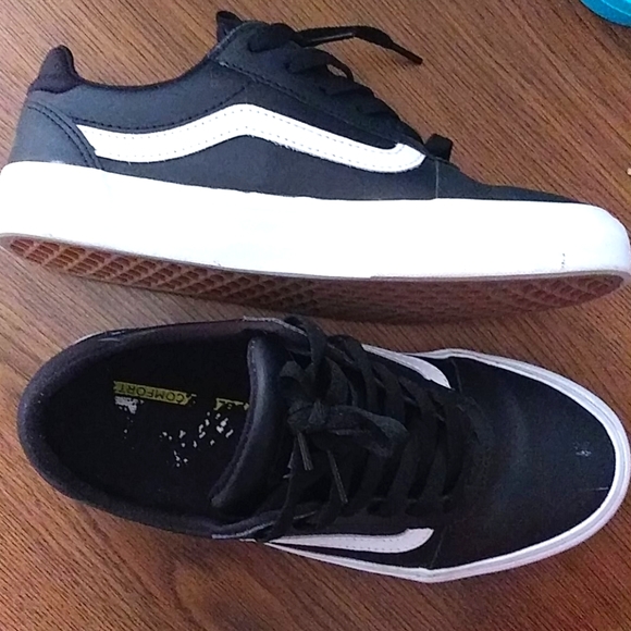 Vans Shoes - Black Vans